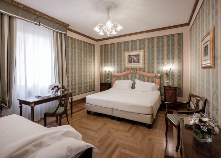 Due Torri Hotel