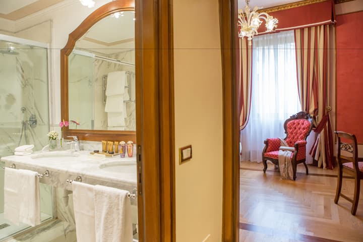 Due Torri Hotel