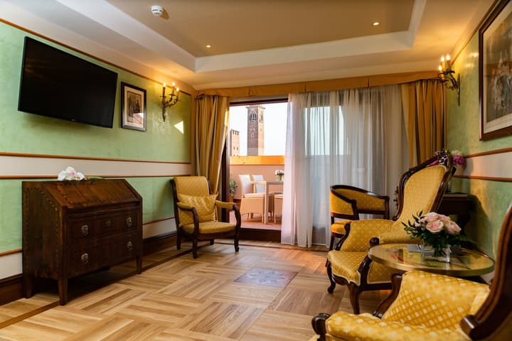 Due Torri Hotel