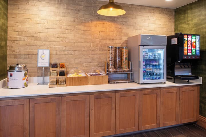 Fairfield Inn & Suites by Marriott Bakersfield Central