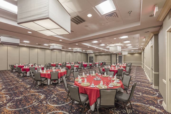 Holiday Inn Austin Midtown by IHG