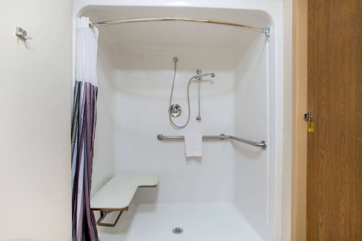 La Quinta Inn & Suites by Wyndham Springfield South