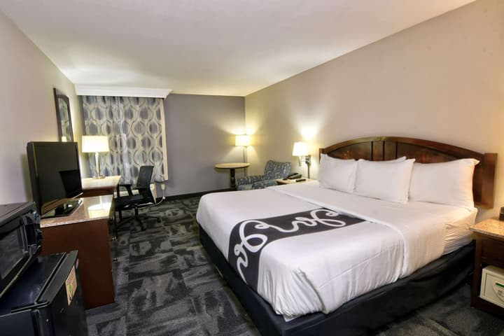 La Quinta Inn & Suites by Wyndham Springfield South