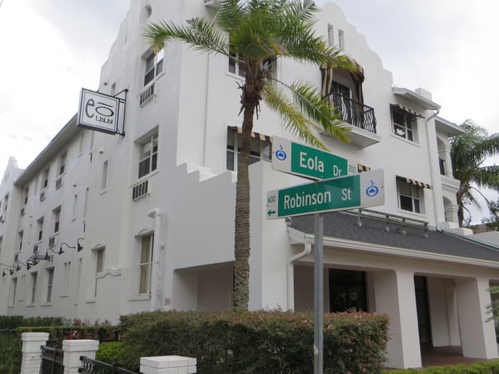 The Eo Inn - Downtown
