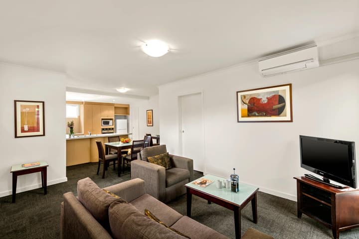 Comfort Apartments Royal Gardens