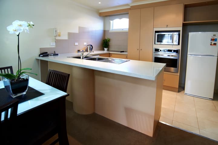 Comfort Apartments Royal Gardens