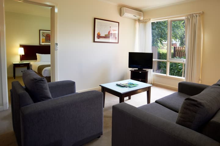 Comfort Apartments Royal Gardens