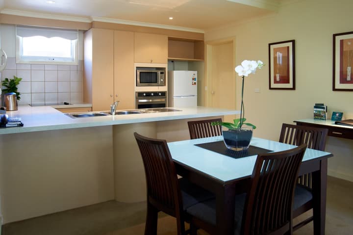 Comfort Apartments Royal Gardens