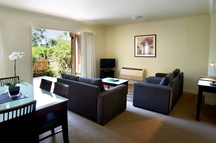 Comfort Apartments Royal Gardens