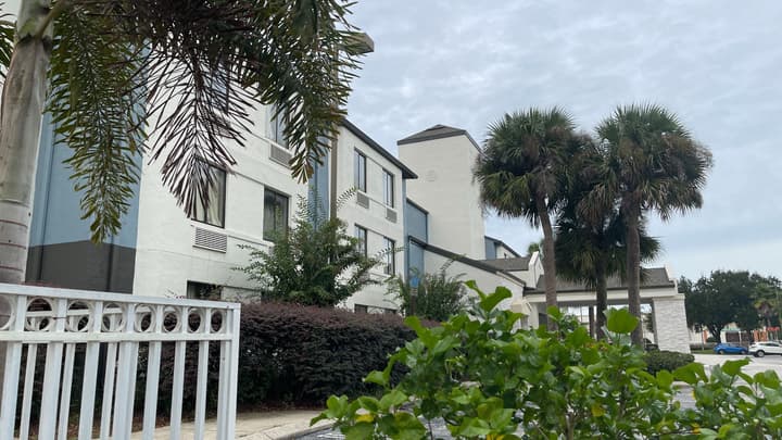 Destiny Palms Hotel Maingate West