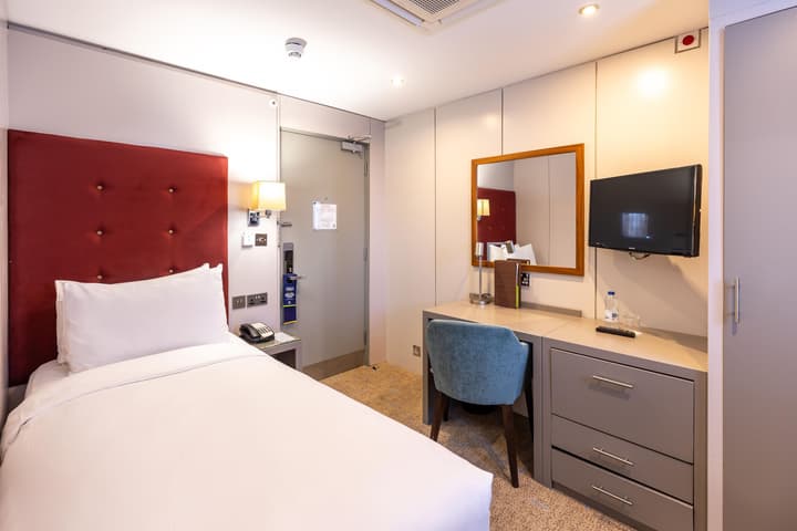 DoubleTree by Hilton London West End