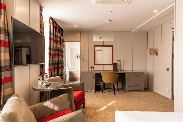 DoubleTree by Hilton London West End