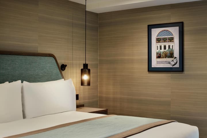 DoubleTree by Hilton London West End