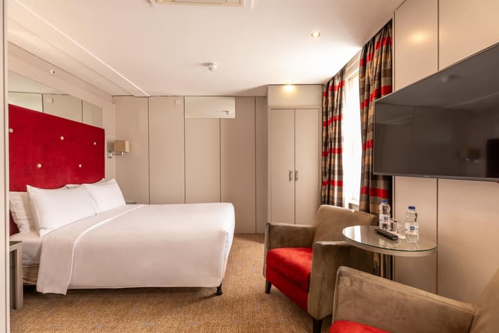 DoubleTree by Hilton London West End