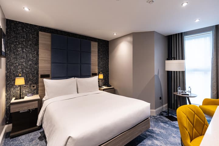 DoubleTree by Hilton London West End
