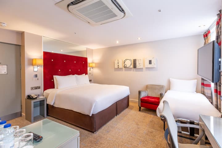 DoubleTree by Hilton London West End