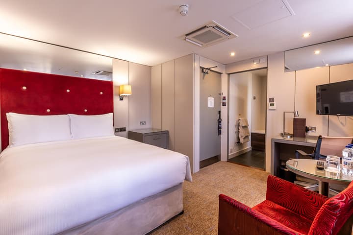 DoubleTree by Hilton London West End