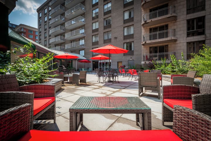 Le Nouvel Hotel