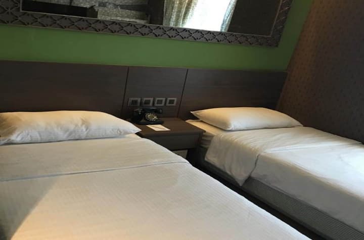 Largos Hotel