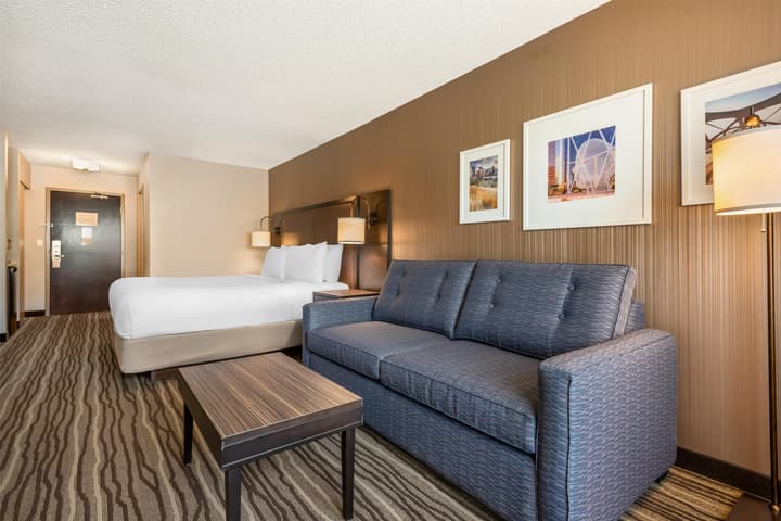 Best Western Plus Calgary Centre Inn