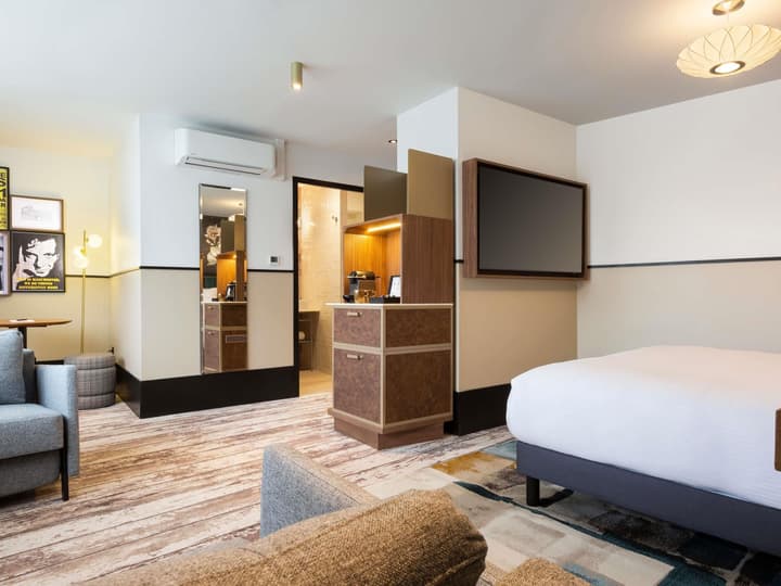 Hotel Les Capitouls Toulouse Centre - Handwritten Collection