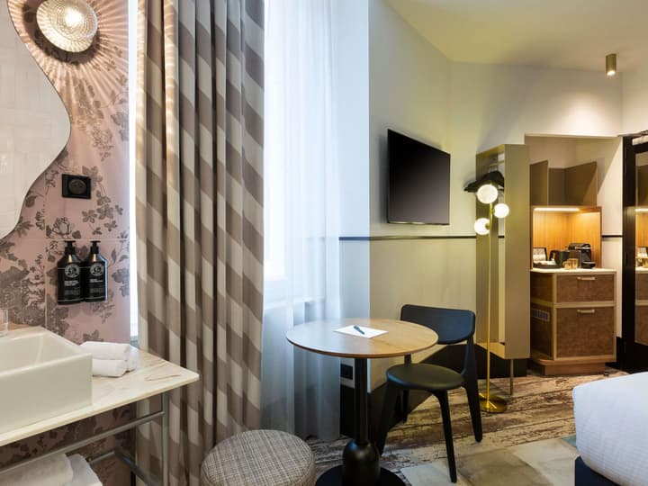 Hotel Les Capitouls Toulouse Centre - Handwritten Collection