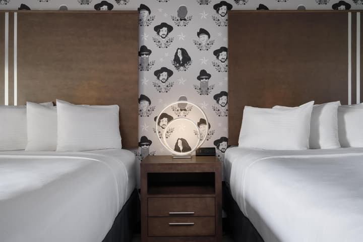 Aiden Austin City Hotel