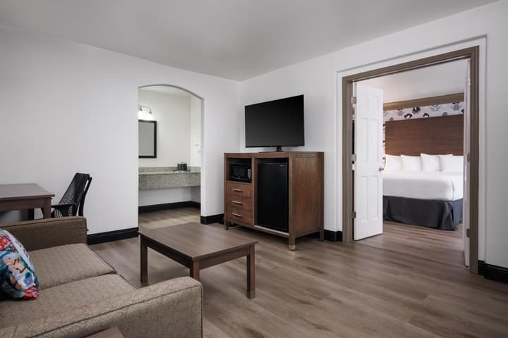 Aiden Austin City Hotel