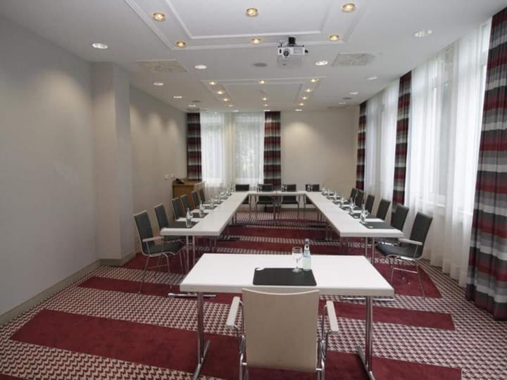 Sunday Hotel Frankfurt Airport - Neu-Isenburg