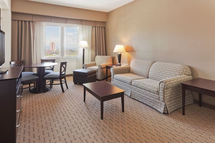 Holiday Inn San Salvador by IHG