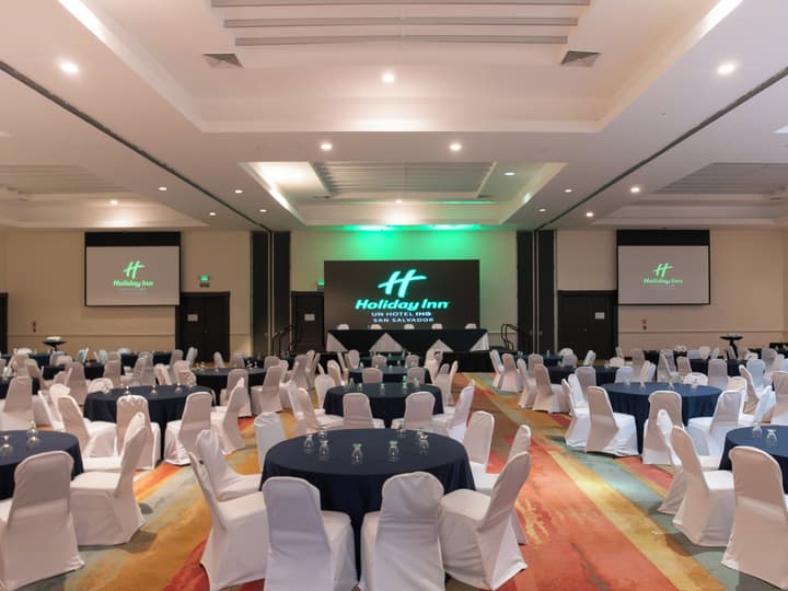 Holiday Inn San Salvador by IHG