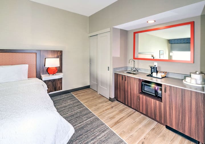 Hampton Inn by Hilton Ottawa