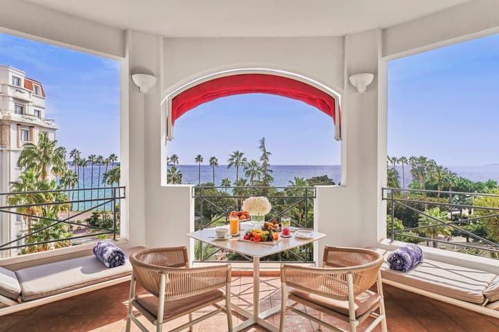 Hôtel Barrière Le Majestic Cannes
