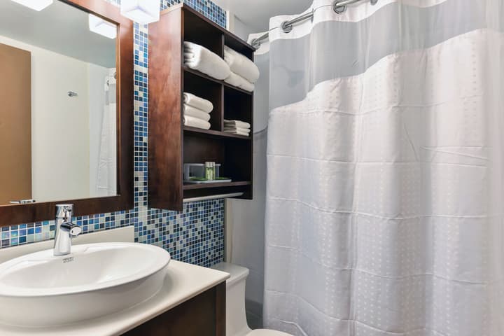 Holiday Inn Express Washington DC N-Silver Spring by IHG
