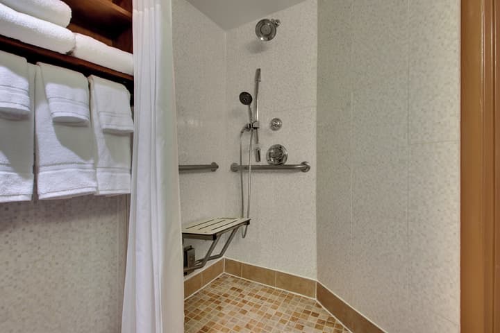 Holiday Inn Express Washington DC N-Silver Spring by IHG