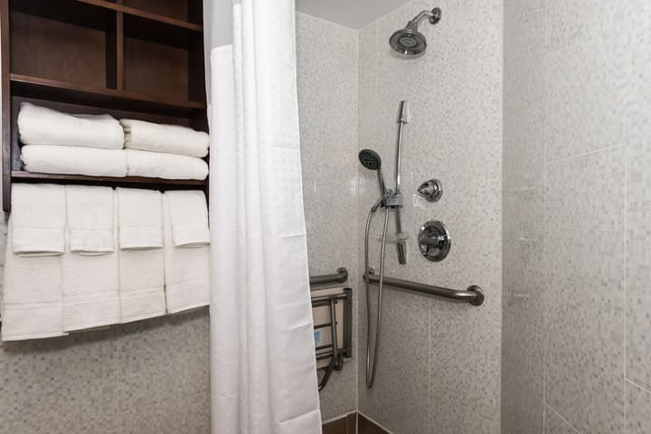 Holiday Inn Express Washington DC N-Silver Spring by IHG