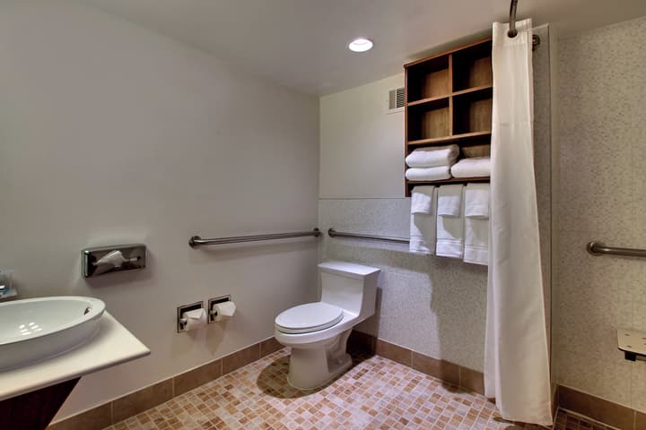 Holiday Inn Express Washington DC N-Silver Spring by IHG