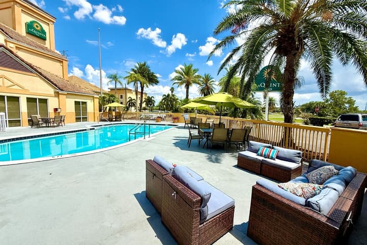 La Quinta Inn & Suites by Wyndham Orlando Universal area