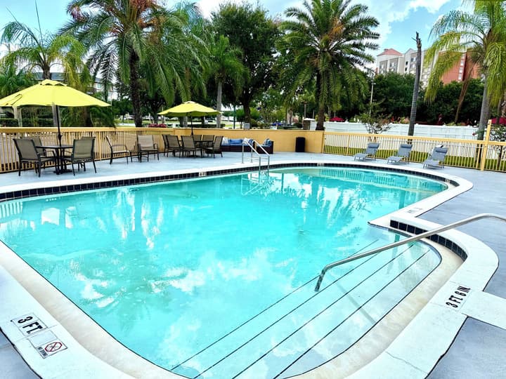 La Quinta Inn & Suites by Wyndham Orlando Universal area