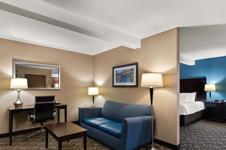Comfort Inn & Suites Springfield I-55