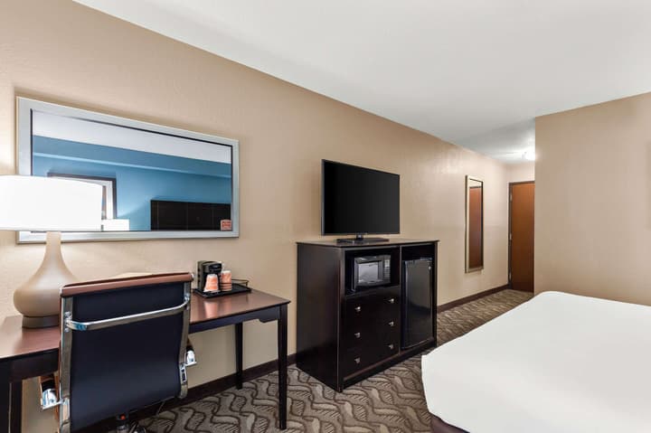 Comfort Inn & Suites Springfield I-55
