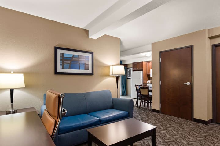 Comfort Inn & Suites Springfield I-55