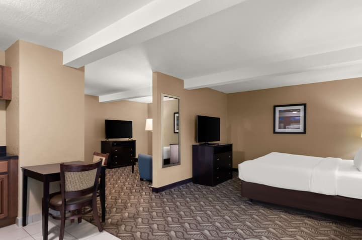Comfort Inn & Suites Springfield I-55