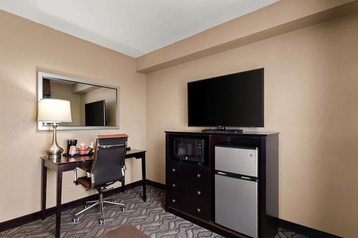 Comfort Inn & Suites Springfield I-55