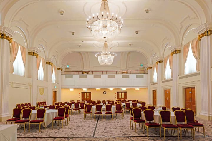 Bristol Grand Hotel By Sunday