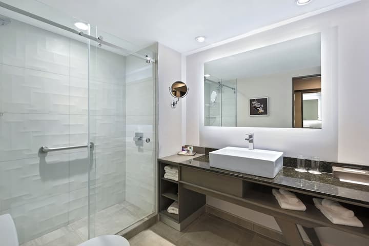 Crowne Plaza Corobici, an IGH Hotel