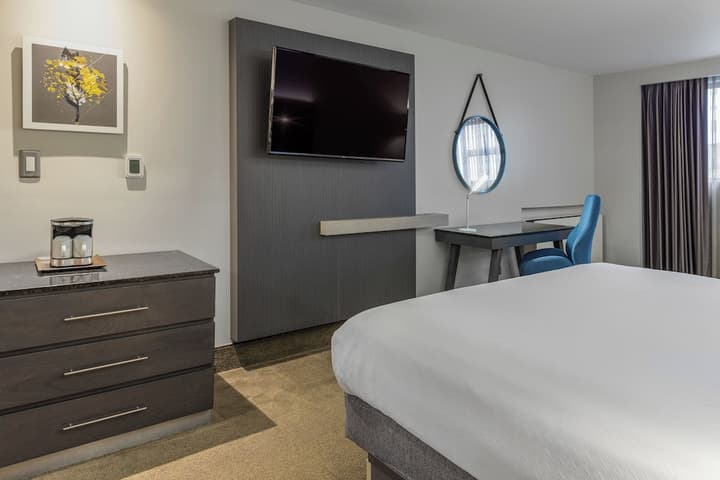 Crowne Plaza Corobici, an IGH Hotel