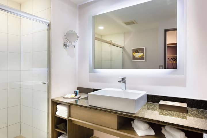 Crowne Plaza Corobici, an IGH Hotel