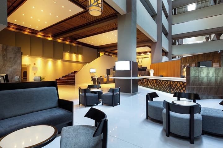Crowne Plaza Corobici, an IGH Hotel