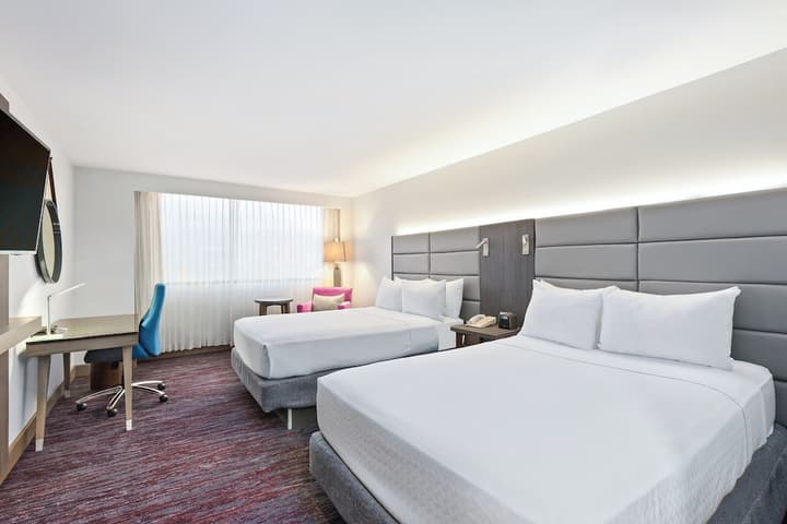 Crowne Plaza Corobici, an IGH Hotel